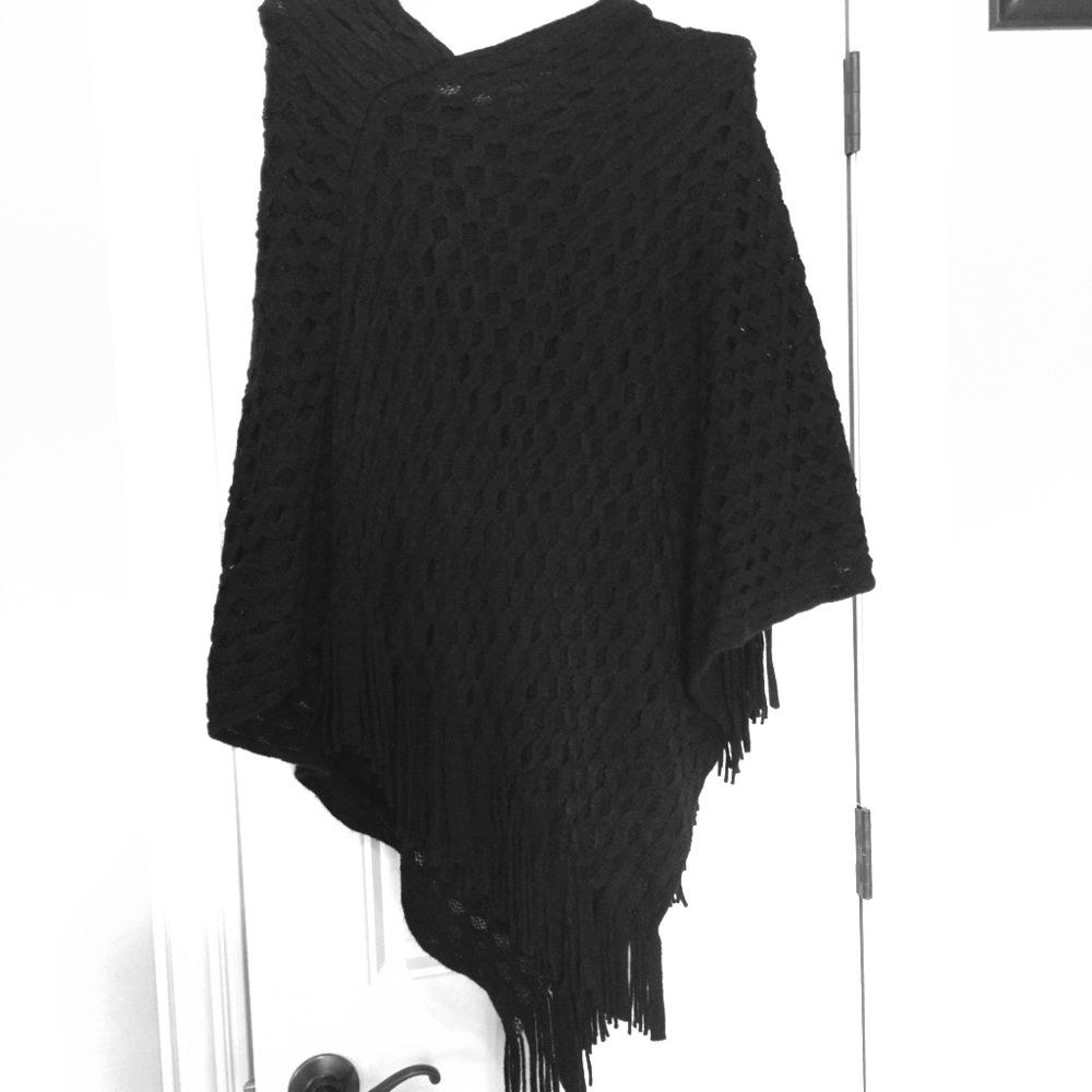 Women’s Knit Sweater Poncho